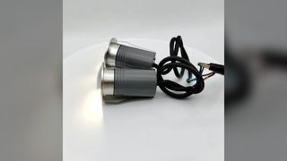 1E82512 Đèn tường ở vùng có khí hậu mưa cần có xếp hạng IP nào?