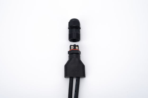 Không thấm nước IP68 Electrical Junction Box Một trong nhiều Out Quick Connect Connectors