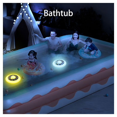 IP68 Kiểm soát nước từ xa hiển thị nhiệt độ sạc RGB Đèn bể bơi nổi mặt trời cho bữa tiệc bể bơi