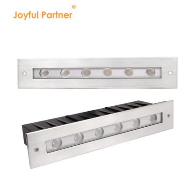Nhà máy trực tiếp cung cấp IP 68 Điện áp đầu vào 24VDC 6X1W LED góc chùm màu đơn 8 độ Đèn đèn LED