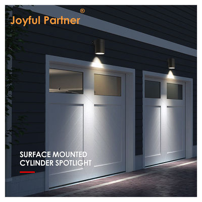 Ánh sáng tường ngoài trời hiện đại 8W 3000K Ánh sáng bên ngoài màu trắng ấm áp cho cửa trước nhà