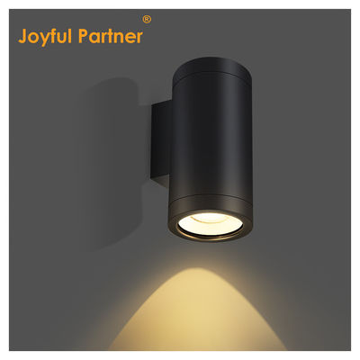 Đèn tường ngoài trời hiện đại nhà máy tùy chỉnh một hướng IP65 Đèn tường cho hành lang ban công